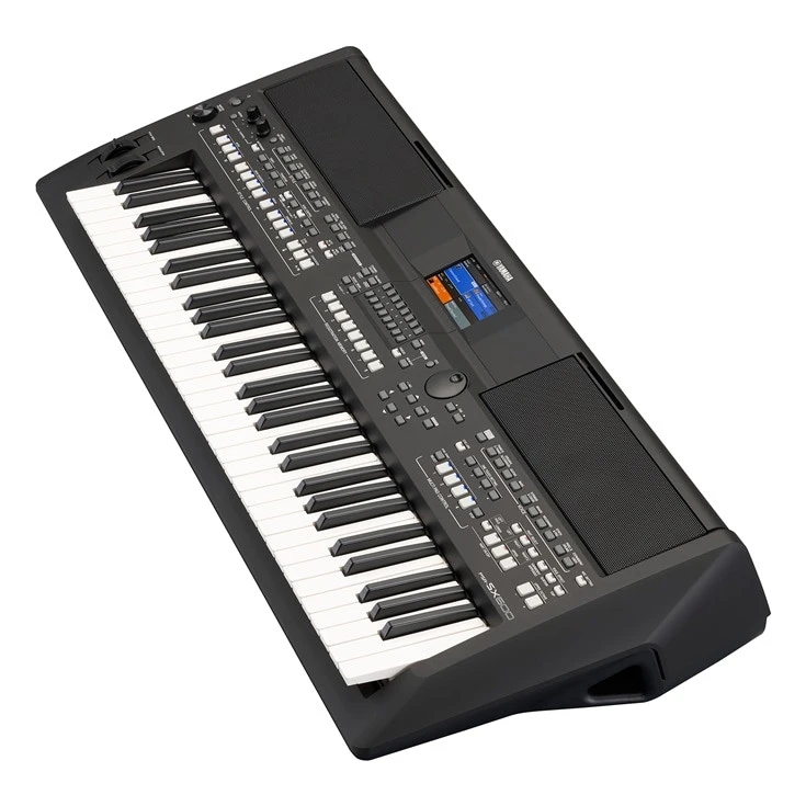 YAMAHA ARRANGER KEYBOARD-PSR SX600